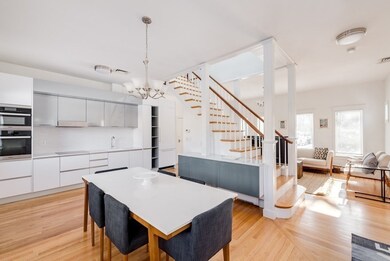 7 Colchester St unit A, Brookline, MA 02446 - photo 6