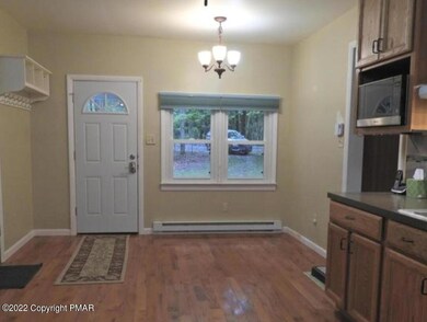 3110 Fern Rd, Pocono Summit, PA 18346 - photo 4