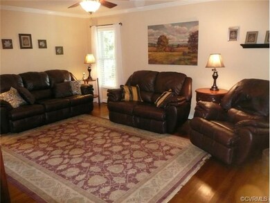 Stunning Family Room Complimented with Beautiful H