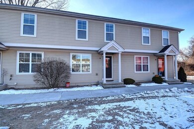 139 Union St unit 31, Westfield, MA 01085 - photo 2