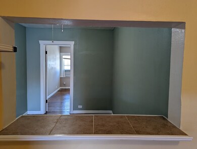 Living / Dining Area