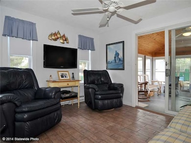 59 Birch Rd, Wakefield, RI 02879 - photo 3