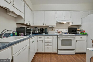803 Coxswain Way unit 103, Annapolis, MD 21401 - photo 6