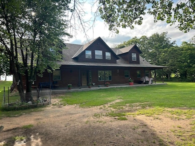 SW4 TR25-19N-08 W 640 Rd unit House + 5 Wooded Acr, Hennessey, OK 73742 - photo 5