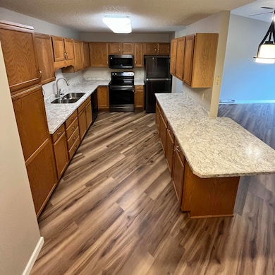 1521 E Melgaard Rd unit 302, Aberdeen, SD 57401 - photo 7