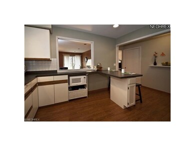 Breakfast bar and pass through to family room