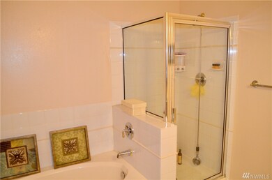 5008 Freeport Ln unit A, Mukilteo, WA 98275 - photo 6