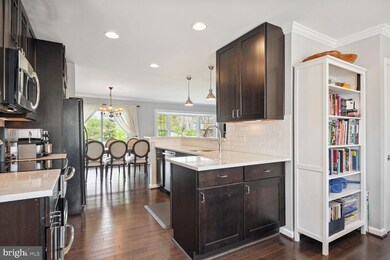 9516 Narragansett Place, Vienna, VA 22180 - photo 6