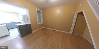 2651 1/2 Martha St, Philadelphia, PA 19125 - photo 4