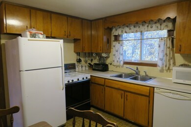 40 Richardson Rd, Hudson, MA 01749 - photo 6