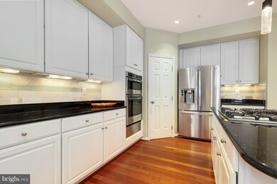 10602 Wood Pointe Ct, Glenn Dale, MD 20769 - photo 7