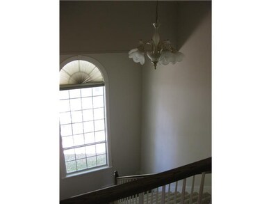Entry/Foyer.