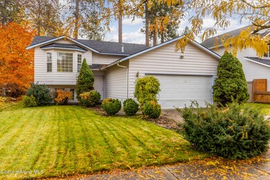 208 S Riverwood Ct, Post Falls, ID 83854 - photo 2