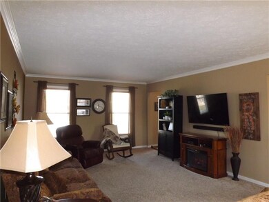 3404 Duffer Dr, Columbus, IN 47203 - photo 6