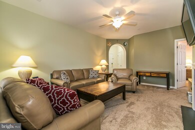 46604 Ellicott Square unit 201, Sterling, VA 20165 - photo 4