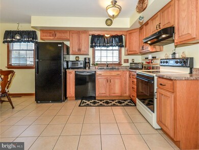 197 Washington St, Red Hill, PA 18076 - photo 5