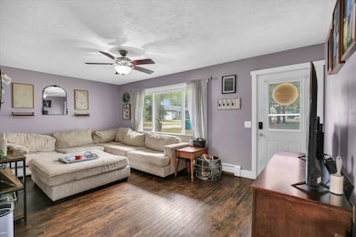 917 Timmons Dr, Tuscola, IL 61953 - photo 7