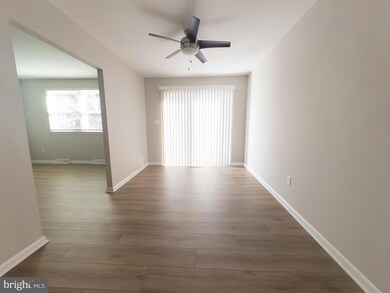 828 Calvert Towne Dr, Prince Frederick, MD 20678 - photo 5