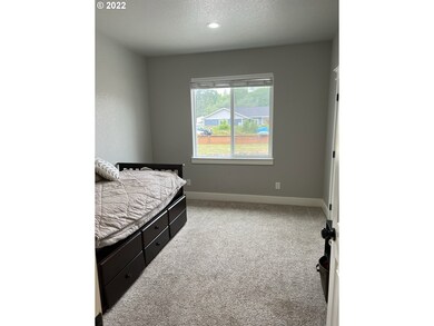 5514 N Fork Siuslaw Rd, Florence, OR 97439 - photo 7