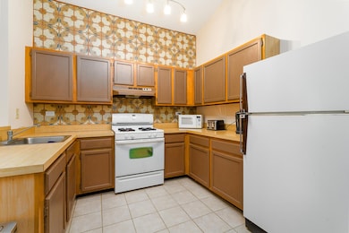 1949 Navarone Dr, Naperville, IL 60565 - photo 7