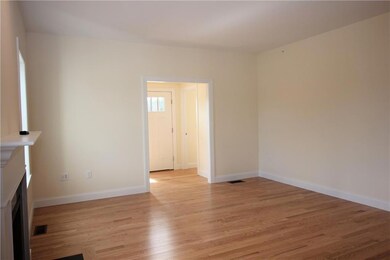 Front entryway to livingroom