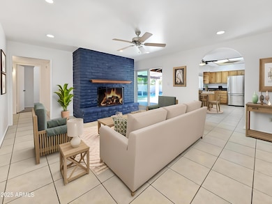 4623 W Echo Ln, Glendale, AZ 85302 - photo 5