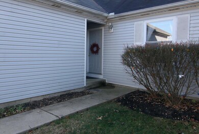 413 Terrace Dr, Marysville, OH 43040 - photo 2