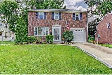 204 Friendship Rd, Drexel Hill, PA 19026 - photo 2