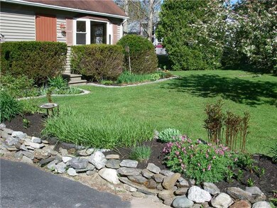 290 Rogers Rd, Yarmouth, ME 04096 - photo 2