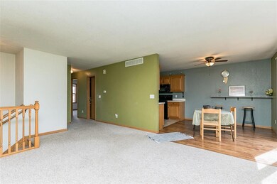 261 20th Ave SW, Cedar Rapids, IA 52404 - photo 7