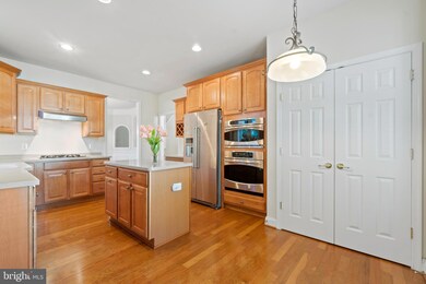 6921 Netherstone Ct, Gainesville, VA 20155 - photo 7