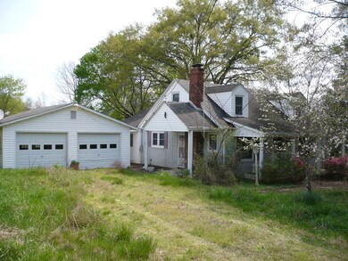 2 Car Detached Garage 