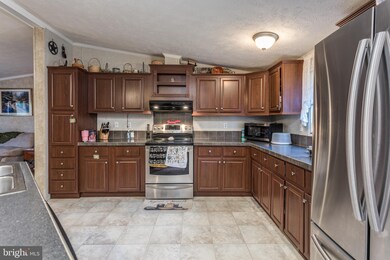 235 Balmoral Ln, Winchester, VA 22603 - photo 3