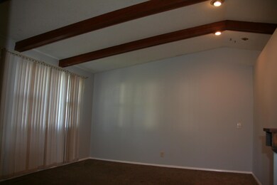 Living Room (2)