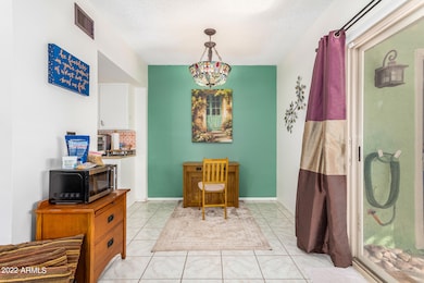 10217 N 8th Place unit 94, Phoenix, AZ 85020 - photo 4