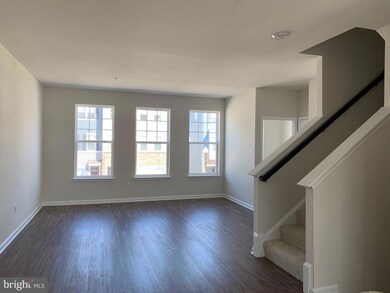 3115 Laurel Hill Rd, Hanover, MD 21076 - photo 4