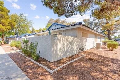 2120 Willowbury Dr unit A, Las Vegas, NV 89108 - photo 5