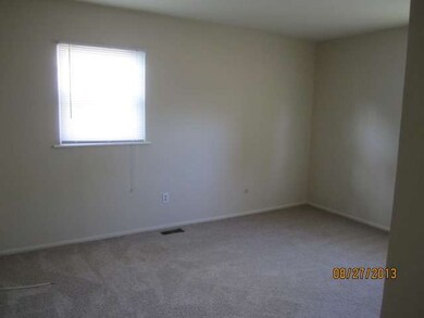 1828 Jethro Ave, Zion, IL 60099 - photo 5