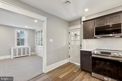 103 N Main St unit APARTMENT 1, Hatfield, PA 19440 - photo 4