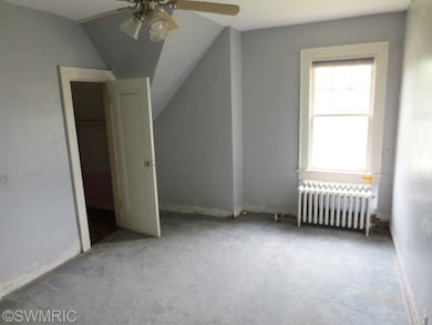 1301 Hickory St, Niles, MI 49120 - photo 4