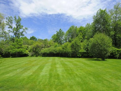 48 Locust Rd, Greenwich, CT 06831 - photo 4