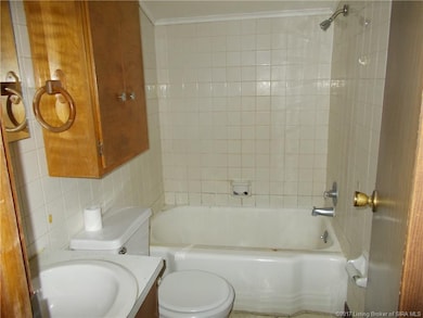 1404 Ekin Ave, New Albany, IN 47150 - photo 6