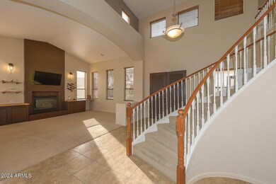 Foyer-Living Room