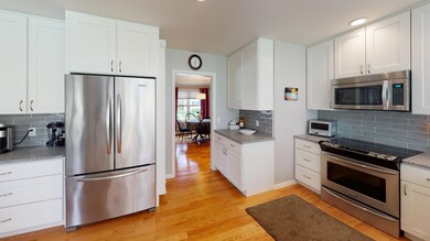 25 Buttonwood Ln, Lewiston, ME 04240 - photo 3