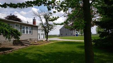 22215 Howe Rd, Monroeville, IN 46773 - photo 2