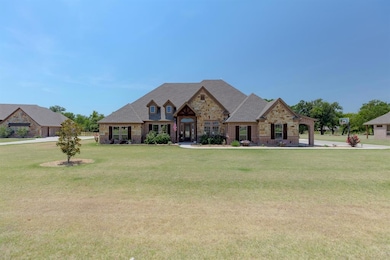211 Ruby Dr, Brock, TX 76087 - photo 2