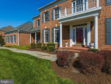 5150 Pleasant Forest Dr, Centreville, VA 20120 - photo 3