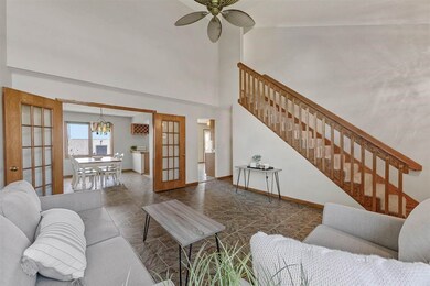 4229 Topaz Ave NW, Cedar Rapids, IA 52405 - photo 5