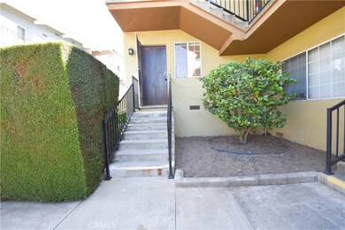 1570 N Verdugo Rd unit B, Glendale, CA 91208 - photo 2