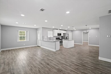 7337 Langley Rd, Houston, TX 77016 - photo 5